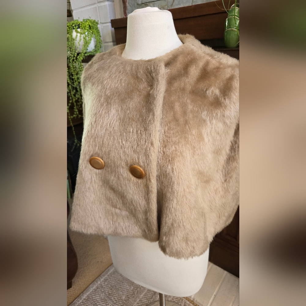 Vintage Handmade Cape, Coat, Shawl Faux Fur 1950's - Picture 4 of 9